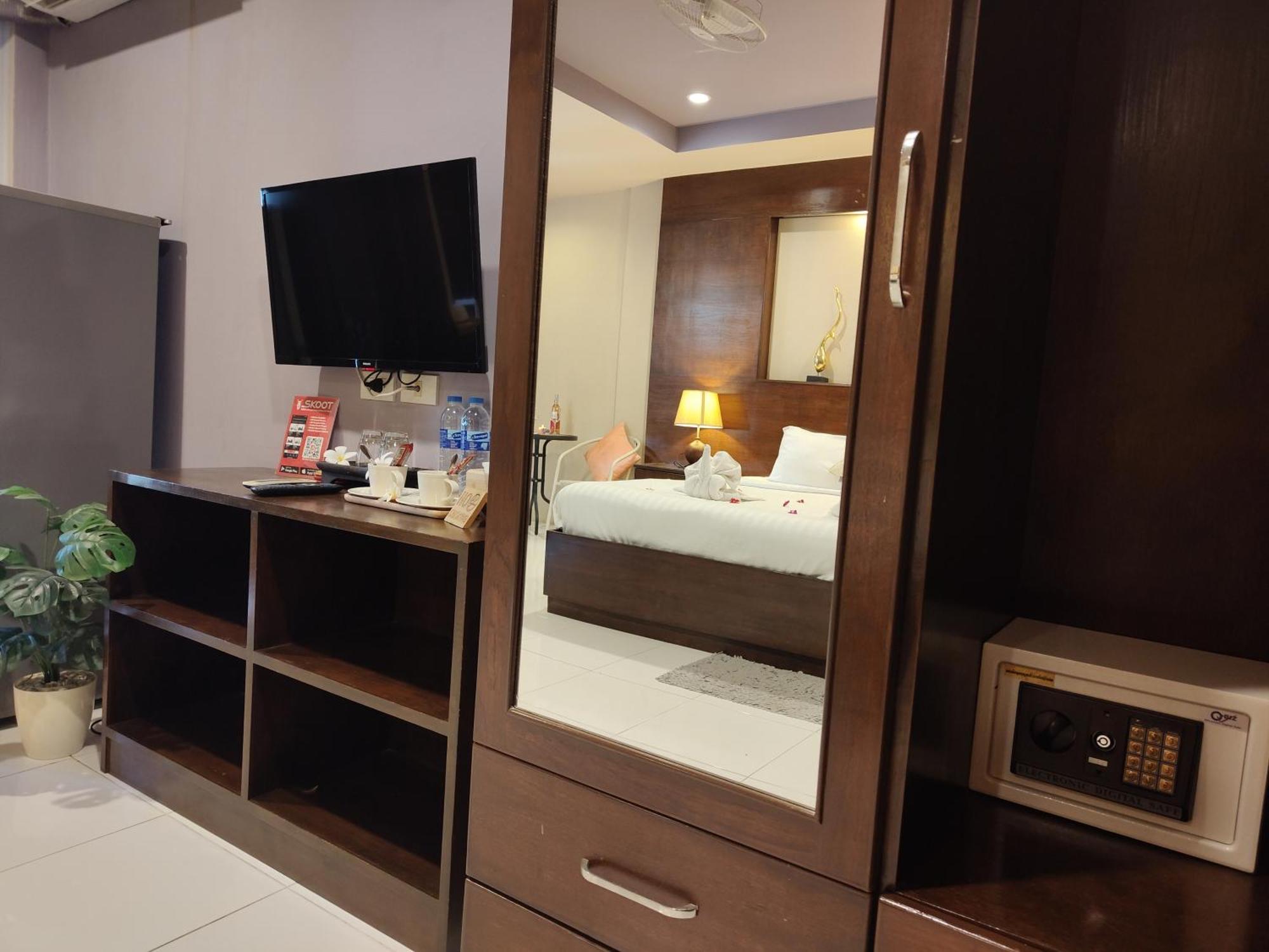 Purimas Resortel Rawai Luaran gambar