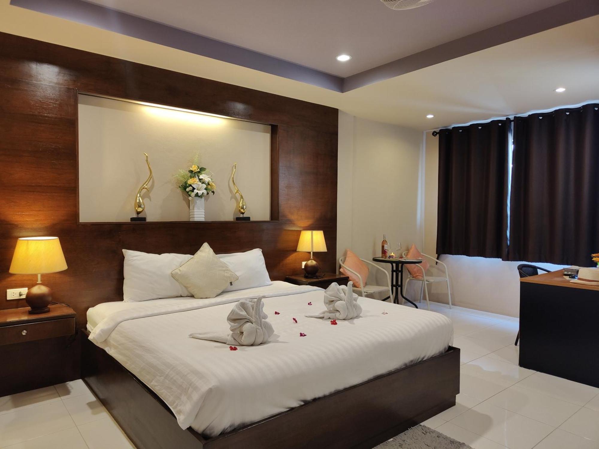 Purimas Resortel Rawai Luaran gambar